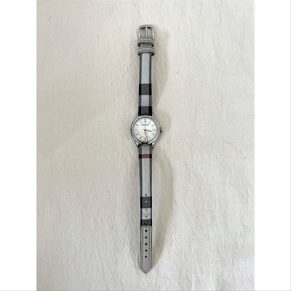 Burberry Watch - Picture 8 of 13